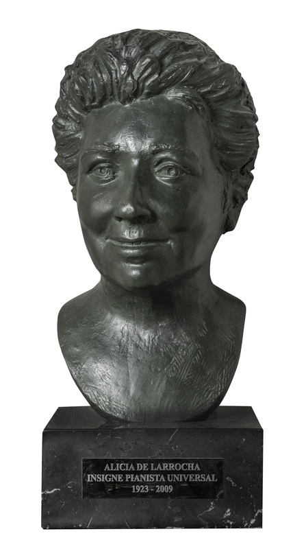 Alícia de Larrocha (1923-2009)